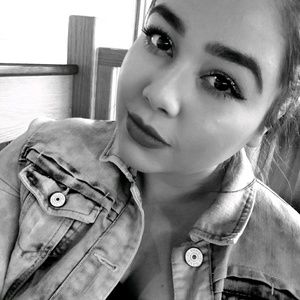 Meet your Posher, Gaby